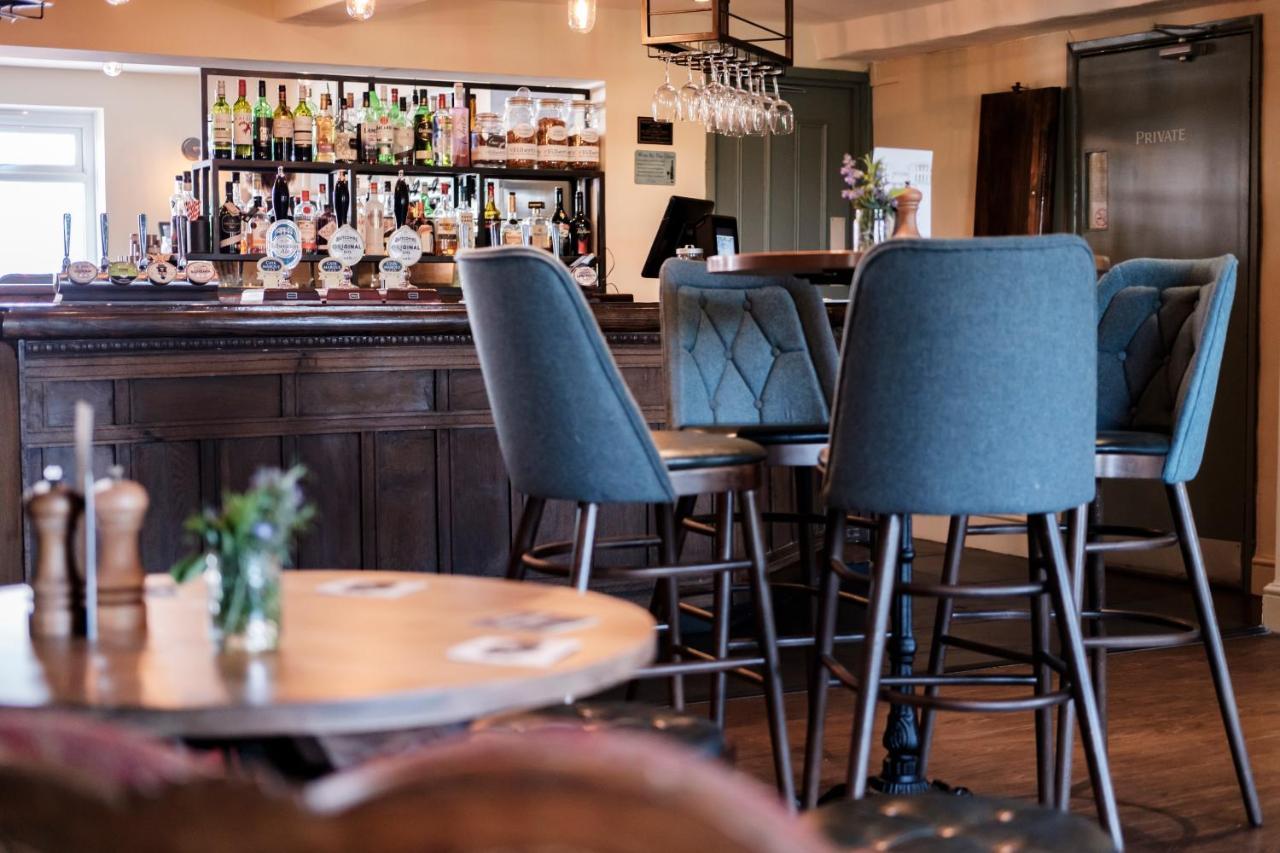 The Bower Inn Bridgwater Eksteriør billede The bar at The Old Post Office