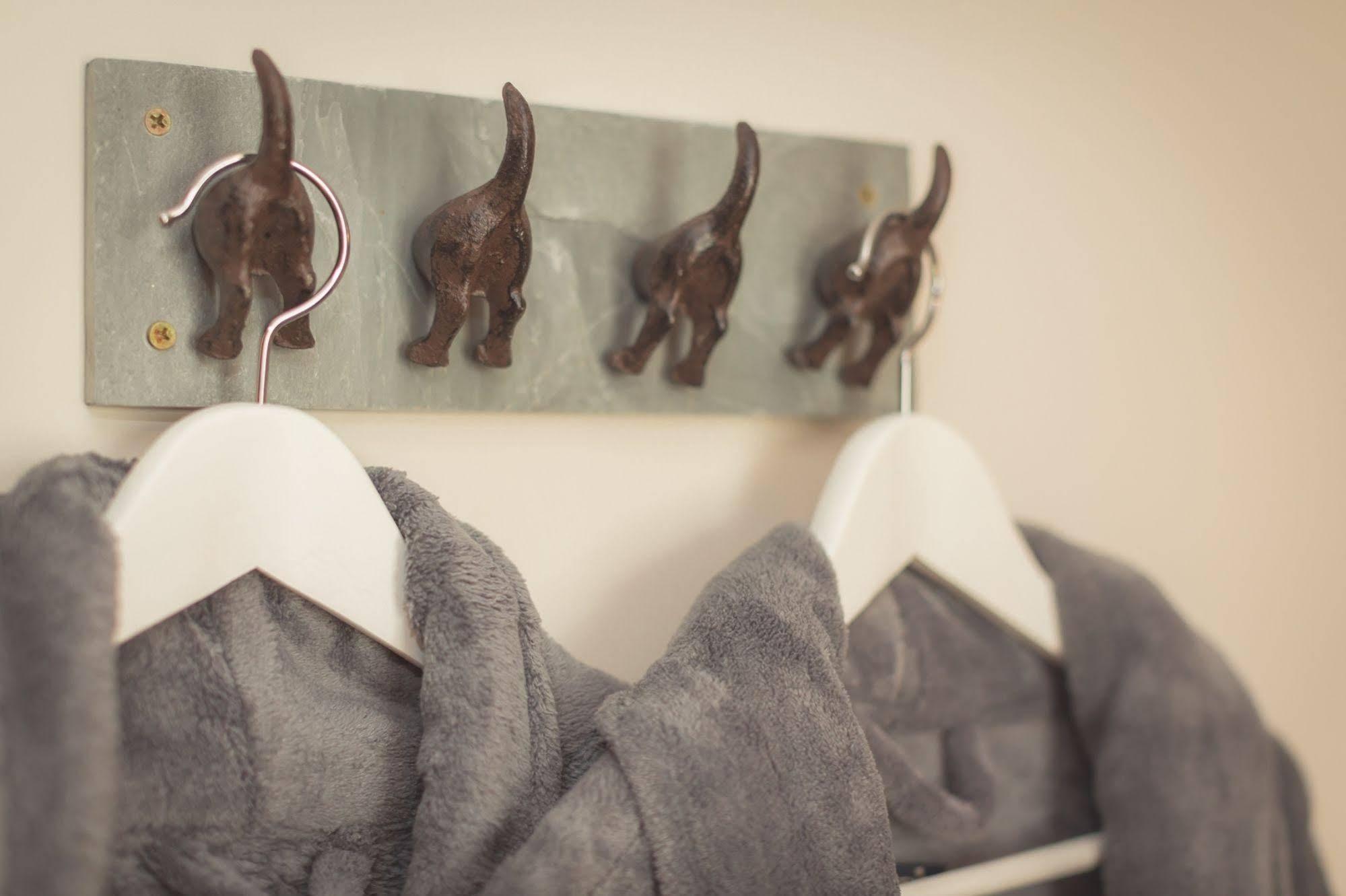 The Bower Inn Bridgwater Eksteriør billede A coat rack