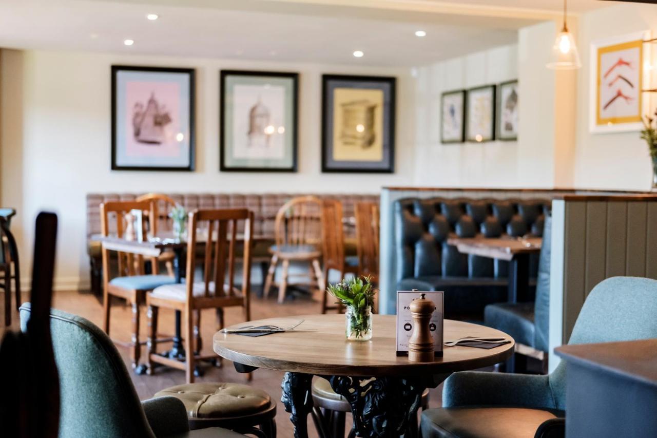 The Bower Inn Bridgwater Eksteriør billede The interior of the restaurant