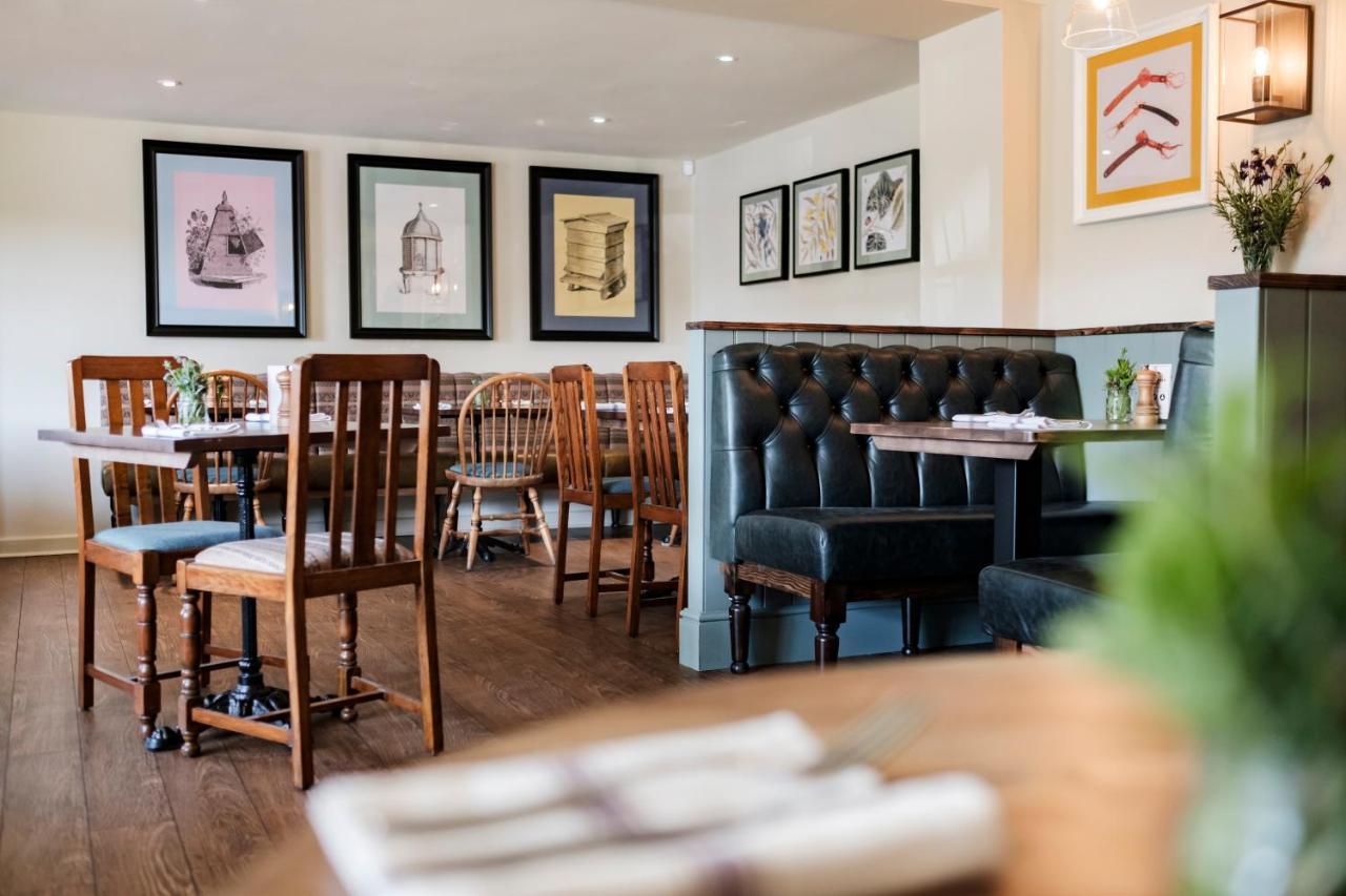 The Bower Inn Bridgwater Eksteriør billede The interior of the restaurant