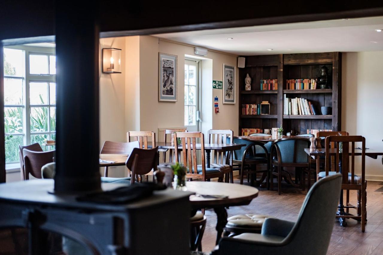 The Bower Inn Bridgwater Eksteriør billede The interior of the restaurant