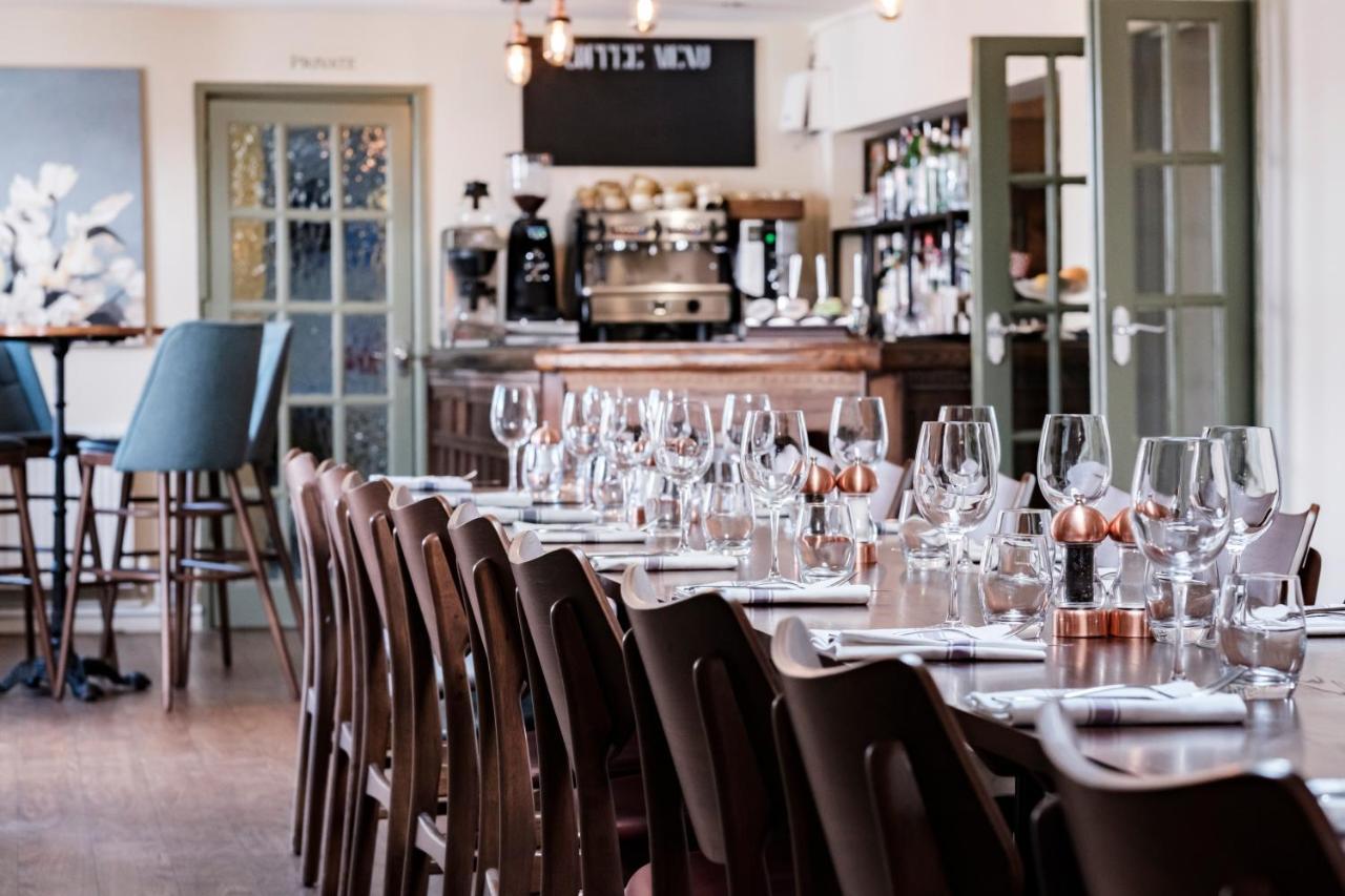 The Bower Inn Bridgwater Eksteriør billede Restaurant AOC